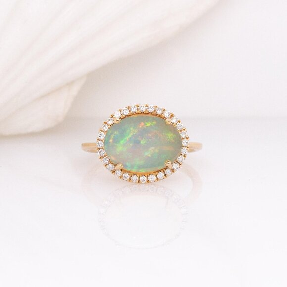 3.15cts Ethiopian Opal Ring in Solid 14K Gold with Natural Diamond Halo - Picture 4 of 8